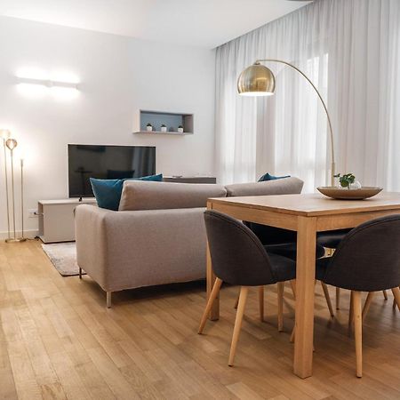 Manzoni 44 Suite Milan Exterior photo
